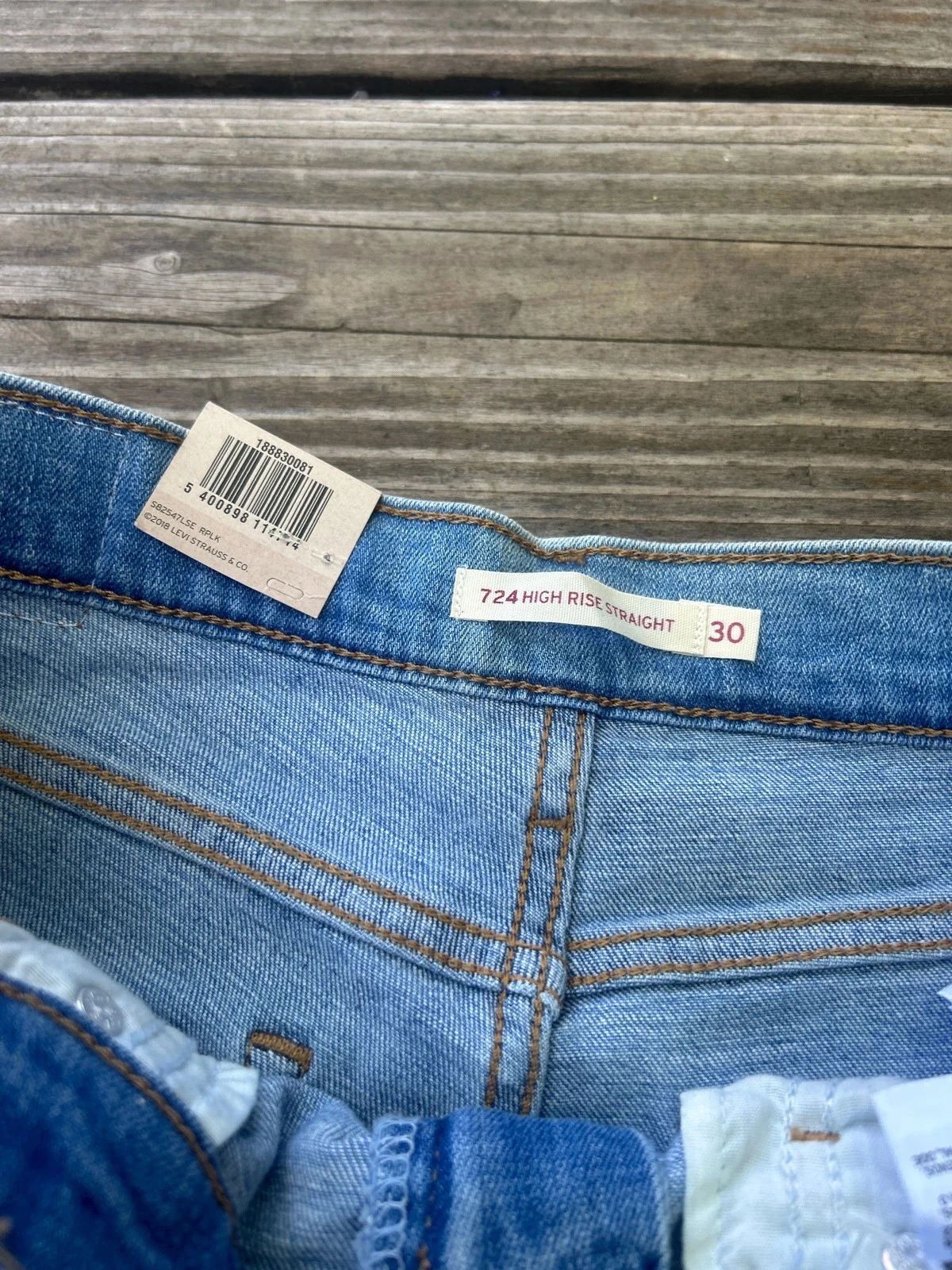 Jean Levi's nuevo talla W30 L34 Modelo 724 – photo 3